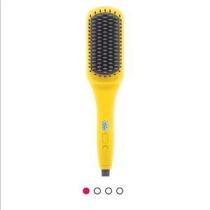 Dry Bar Brush Crush heated straightening brush